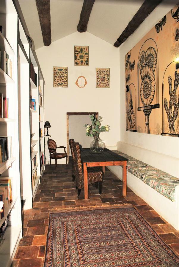 Les Routes Du Monde Bed & Breakfast Saint-Genies-de-Comolas Exterior photo